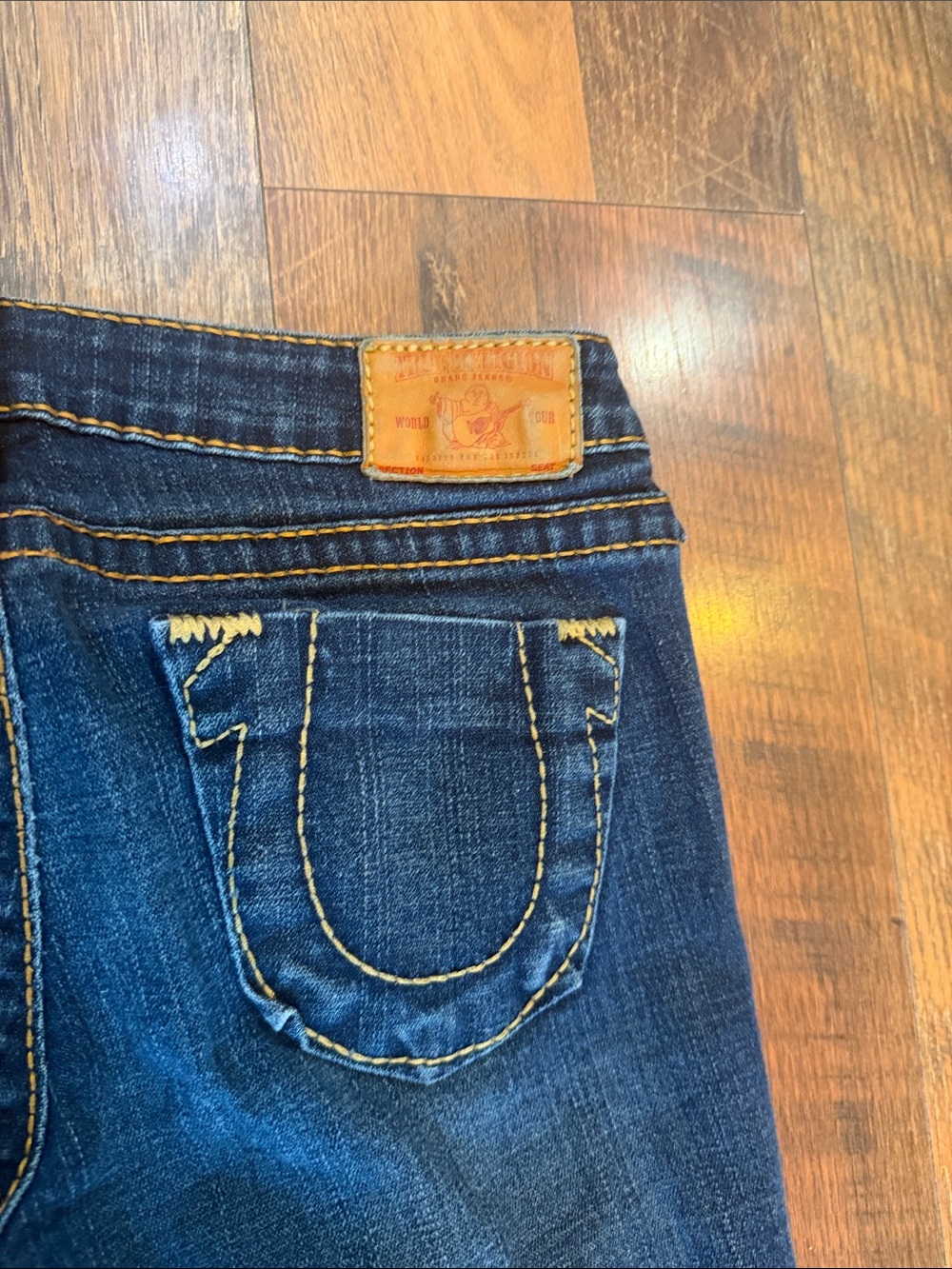 True Religion Dark Blue Flare Jeans for Women 28 (6011) - Picture 6 of 6